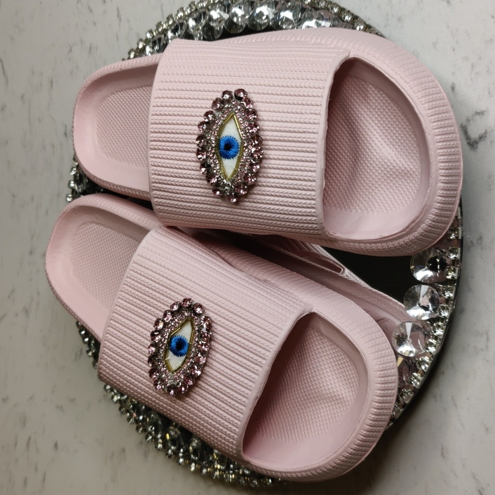 Pink Evil eye Rhinestone slides size 10 - Picture 5 of 8